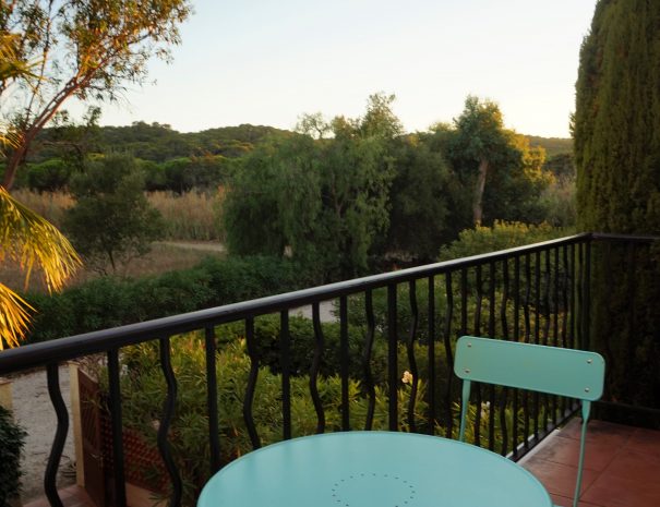 Balcon donnant sur le maquis de Porquerolles